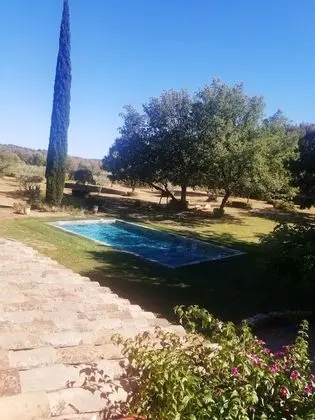 Tek Büyük Yataklı Oda (Chambre des pierres)