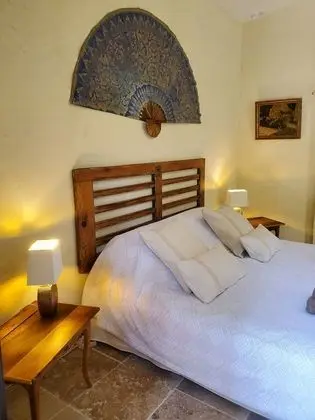 Tek Büyük Yataklı Oda (Chambre des pierres)