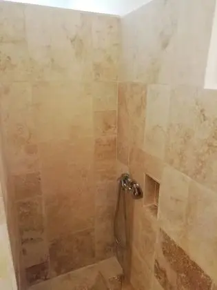 Tek Büyük Yataklı Oda (Chambre des toits)