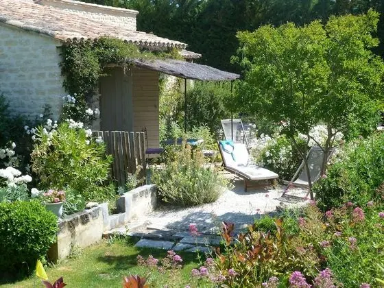 Junior Süit, Teras, Bahçeli