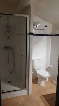 Standard Tek Büyük veya İki Ayrı Yataklı Oda (Chambre Lavande)