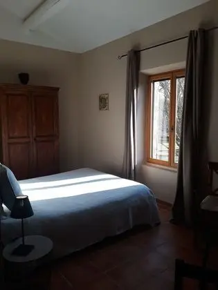 Traditional Stüdyo, Özel Banyo, Havuz Manzaralı (Studio Camargue)
