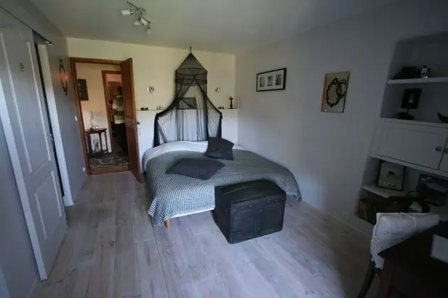 Comfort Tek Büyük Yataklı Oda (Retro)