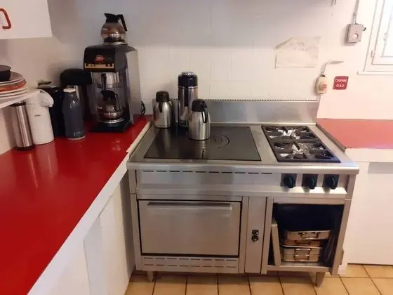 Tek Büyük Yataklı Oda, 1 Çift Kişilik Yatak