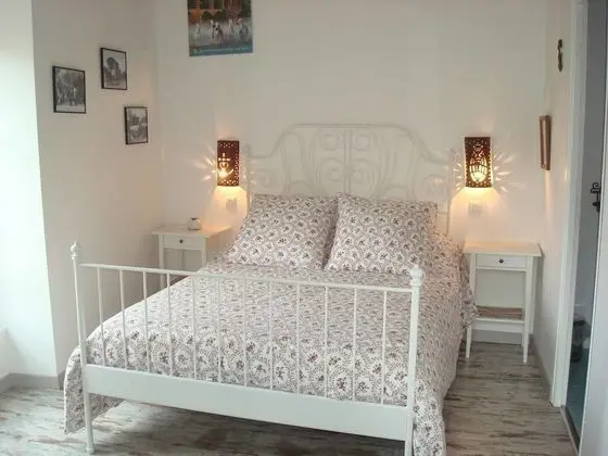 Tek Büyük Yataklı Oda (Camargue)