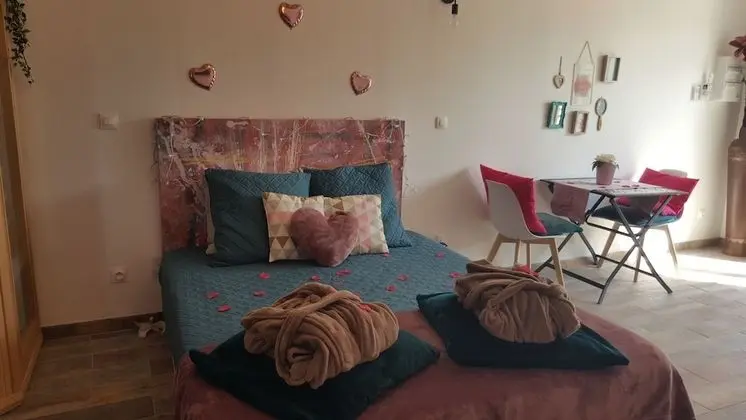Romantic Süit, Sıcak Su Havuzu