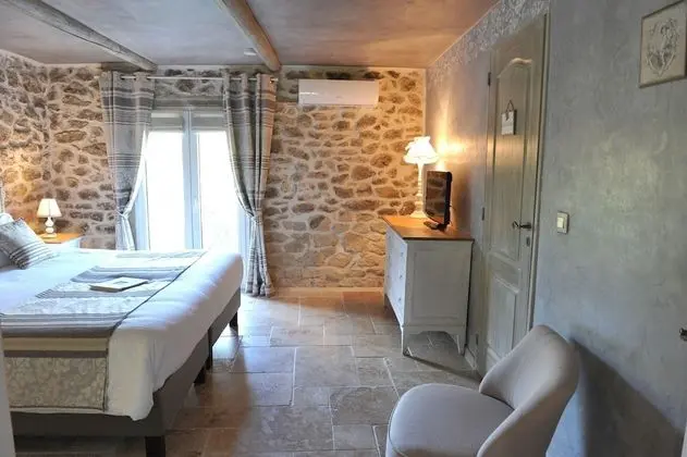 Tek Büyük veya İki Ayrı Yataklı Oda, Özel Banyo