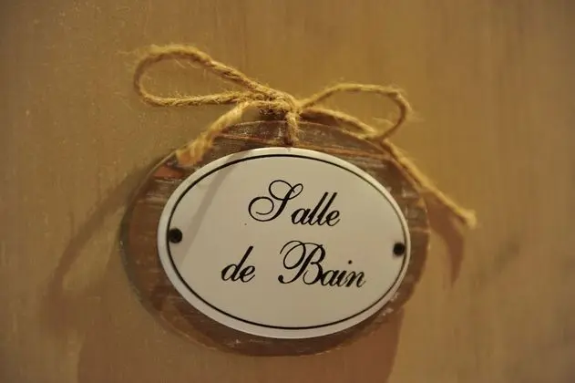 Tek Büyük Yataklı Oda, Özel Banyo, Bahçe Manzaralı