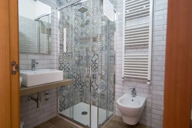 Premier Süit, Banyolu/Duşlu, Bahçe Manzaralı