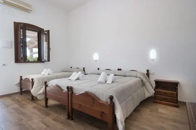 Superior Üç Kişilik Oda, Banyolu/Duşlu, Bahçe Manzaralı