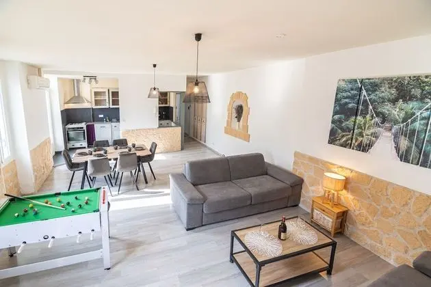 Deluxe Apart Daire, Banyolu/Duşlu