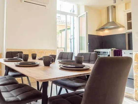 Deluxe Apart Daire, Banyolu/Duşlu