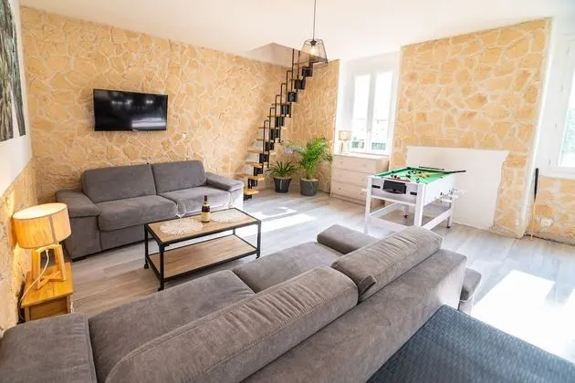 Deluxe Apart Daire, Banyolu/Duşlu