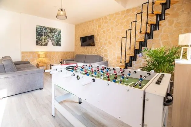 Deluxe Apart Daire, Banyolu/Duşlu