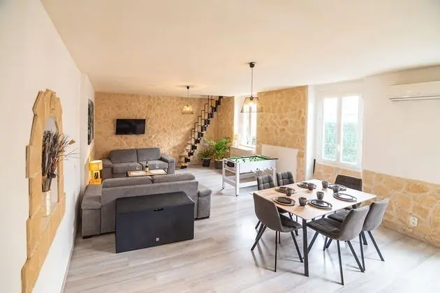 Deluxe Apart Daire, Banyolu/Duşlu
