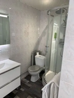 Tek Büyük Yataklı Oda, 1 Çift Kişilik Yatak, Havuz Manzaralı