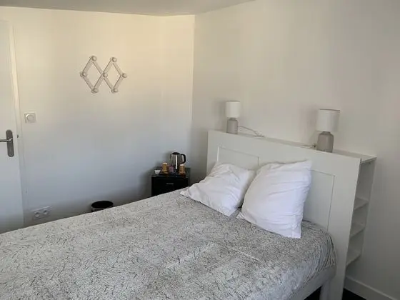 Tek Büyük Yataklı Oda