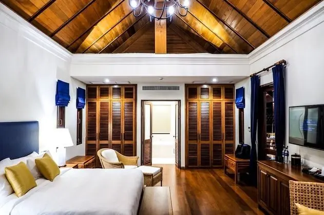 2 Bedroom Pool Villa Beachfront
