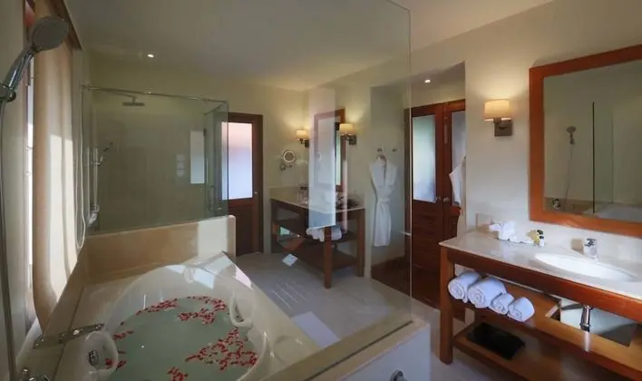 2 Bedroom Pool Villa Beachfront