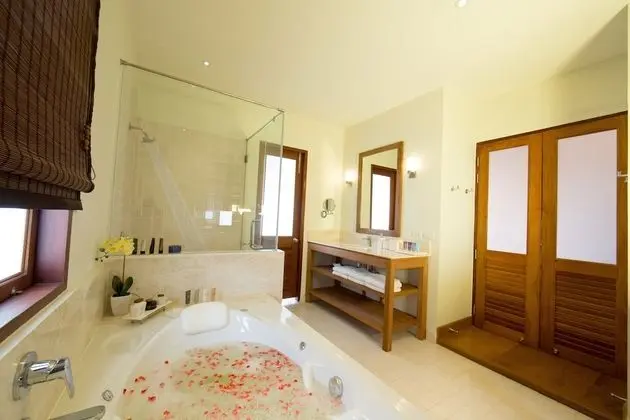 Villa Pool View