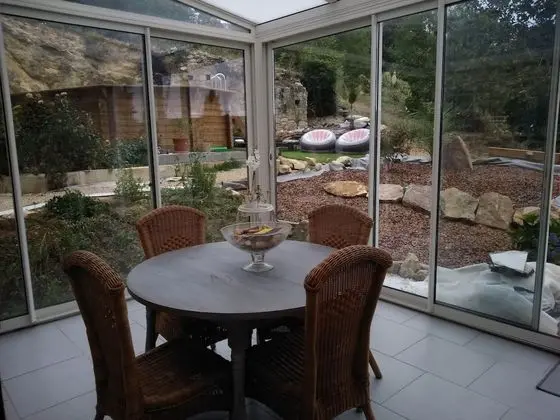 Comfort Oda, Ortak Banyo (Troglodyte)