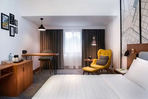Deluxe Oda, 1 En Büyük (King) Boy Yatak, Şehir Manzaralı
