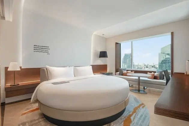 Executive Oda, 1 En Büyük (King) Boy Yatak, Sigara İçilmez (Round bed, High floor)
