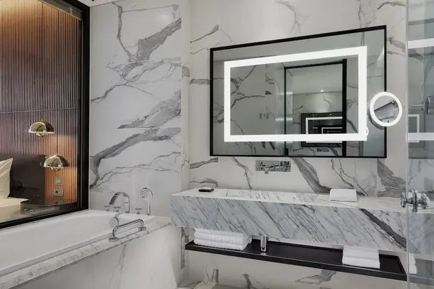 Deluxe Oda, 2 Büyük (Queen) Boy Yatak, Balkon, Şehir Manzaralı