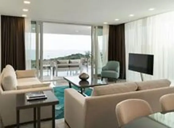 Family Terrace Residence