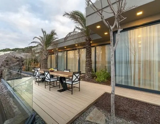 Secluded Bay Presidential Villa Custom Oda