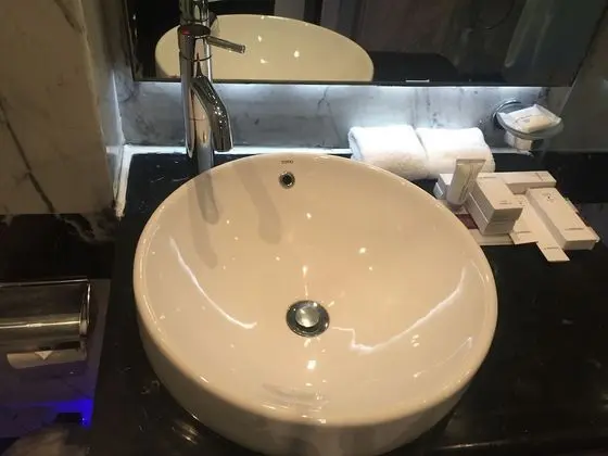 Oda, 2 Tek Kişilik Yatak, Sigara İçilmez, Şehir Manzaralı