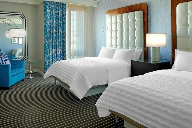 Deluxe Oda, 2 Büyük (Queen) Boy Yatak, Şehir Manzaralı (Balcony)