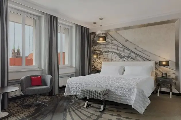Grand Oda, 1 En Büyük (King) Boy Yatak, Şehir Manzaralı