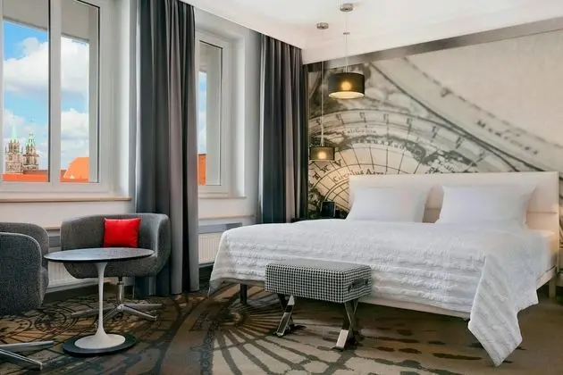 Grand Oda, 1 En Büyük (King) Boy Yatak, Şehir Manzaralı