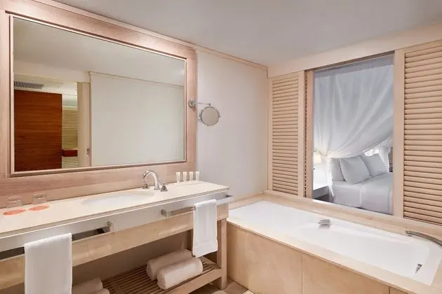 Oda, 1 En Büyük (King) Boy Yatak, Balkon, Bahçe Manzaralı