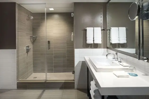 Executive Süit, 1 En Büyük (King) Boy Yatak, Şehir Manzaralı, Köşe