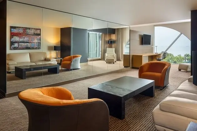 Club Süit, 1 En Büyük (King) Boy Yatak, Okyanus Manzaralı