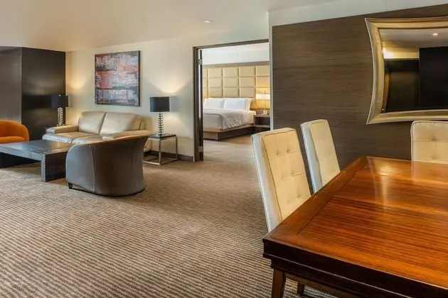 Club Süit, 1 En Büyük (King) Boy Yatak, Okyanus Manzaralı