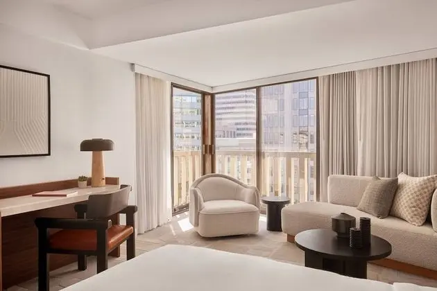 Signature Oda, 1 En Büyük (King) Boy Yatak, Şehir Manzaralı