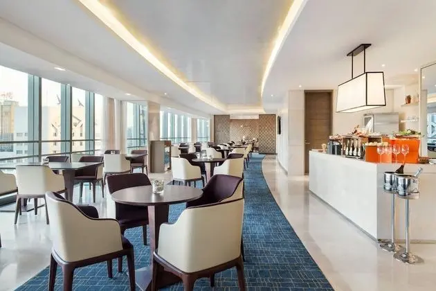 Club Oda, 1 En Büyük (King) Boy Yatak, Şehir Manzaralı