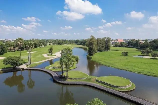 Grand Oda, 1 En Büyük (King) Boy Yatak, Balkon, Golf Manzaralı