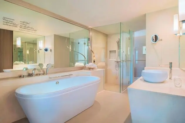 Grand Oda, 2 Çift Kişilik Yatak, Balkon, Golf Manzaralı