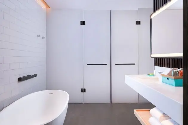Oda, 2 Tek Kişilik Yatak, Sigara İçilebilir, Şehir Manzaralı
