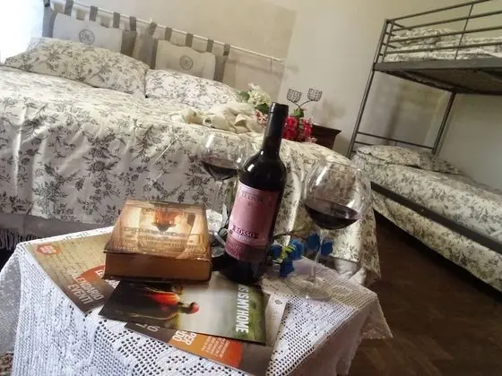 Dört Kişilik Oda, Bahçe Manzaralı