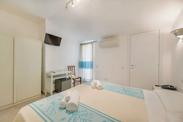 Standard Tek Büyük Yataklı Oda, Sigara İçilmez, Avlu Manzaralı