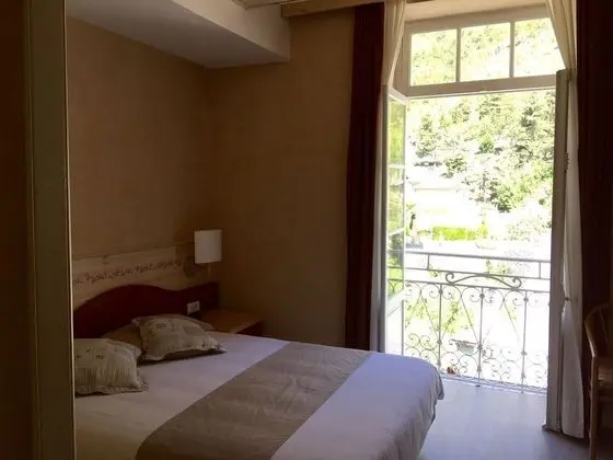 Comfort Tek Büyük Yataklı Oda, 1 Çift Kişilik Yatak, Bahçe Manzaralı