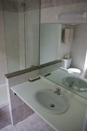 Dört Kişilik Oda, Birden Çok Yatak