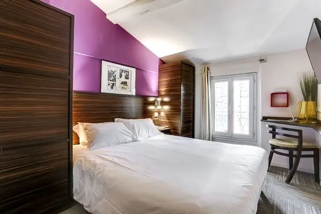 Comfort Tek Büyük Yataklı Oda