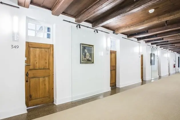Oda, 1 Tek Kişilik Yatak, Ortak Banyo
