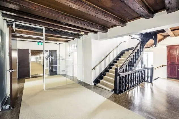 Oda, 1 Tek Kişilik Yatak, Ortak Banyo